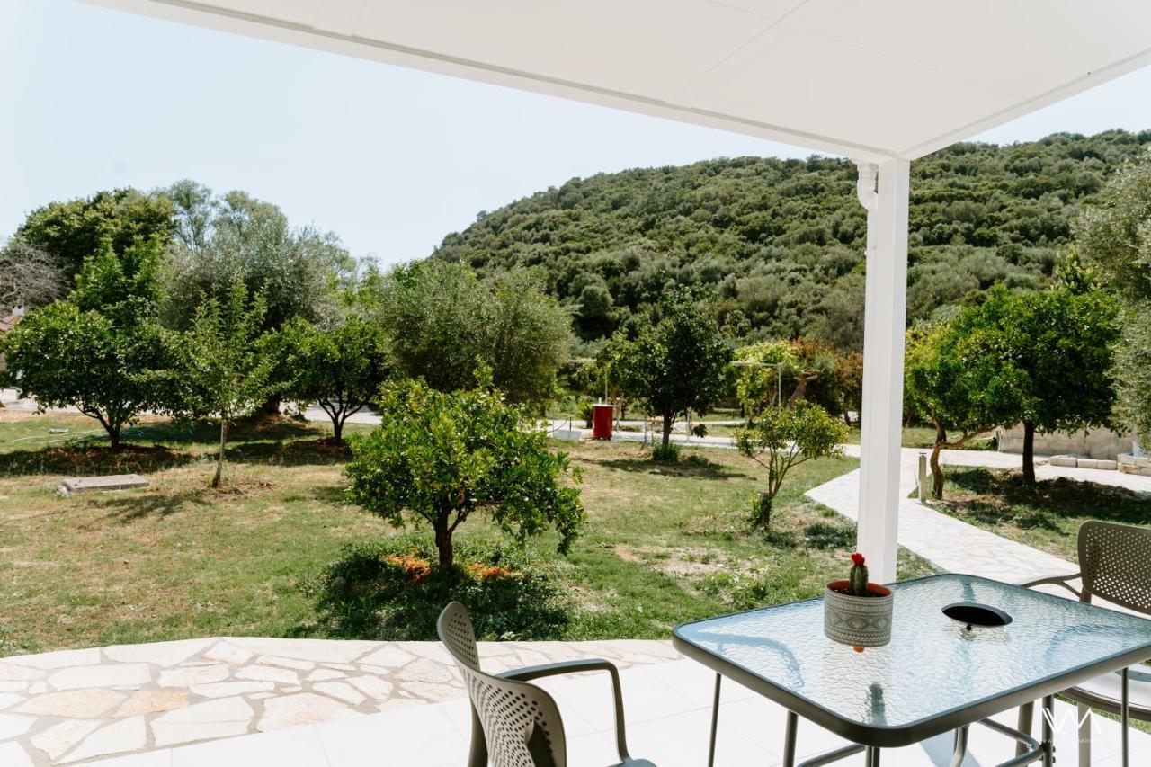 Oikies Verde Arillas  Exterior photo